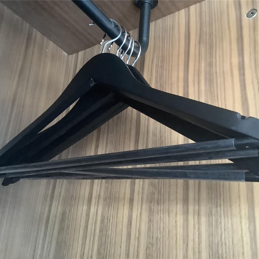 衣柜衣架组合